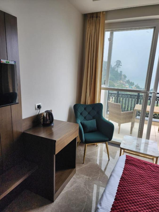 Luxe Resorts - Centrally Heated Air Conditioned Hotel In The Heart Of קסאולי מראה חיצוני תמונה