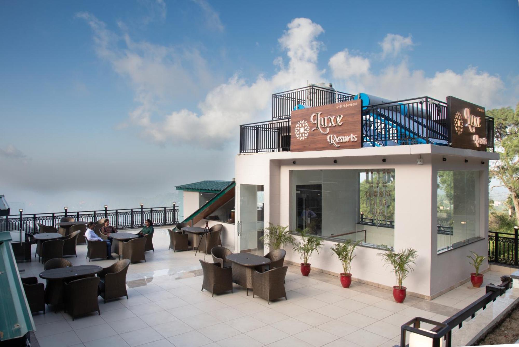 Luxe Resorts - Centrally Heated Air Conditioned Hotel In The Heart Of קסאולי מראה חיצוני תמונה