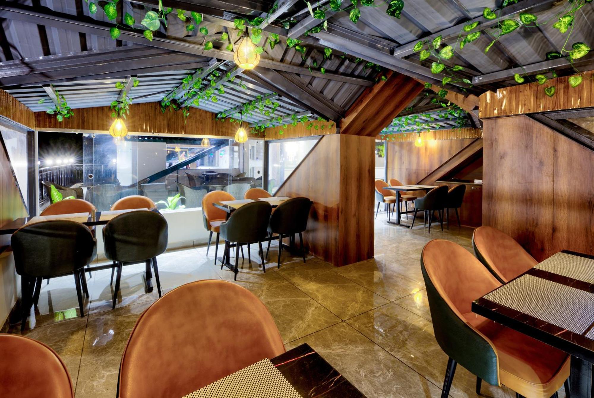 Luxe Resorts - Centrally Heated Air Conditioned Hotel In The Heart Of קסאולי מראה חיצוני תמונה